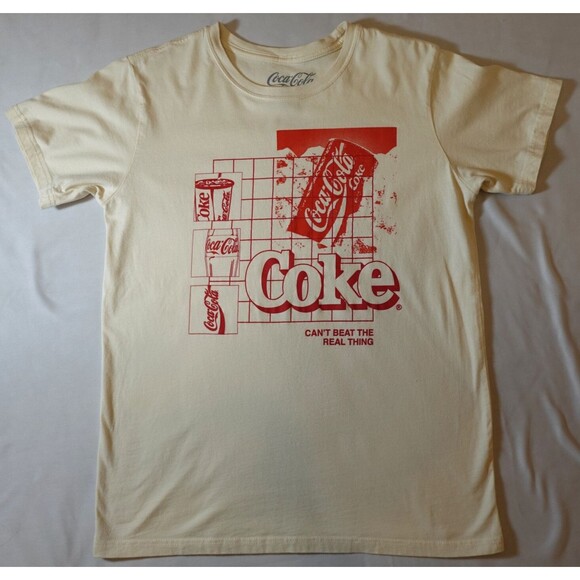 Coca-Cola Company Officially Licensed Coke Shirt Juniors Large Cream Graphic Tee - Picture 10 of 14
